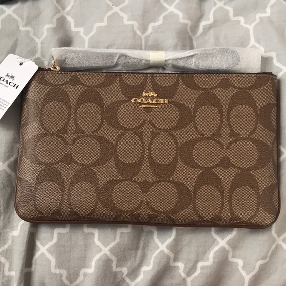 Coach Handbags - Coach large clutch wristlet